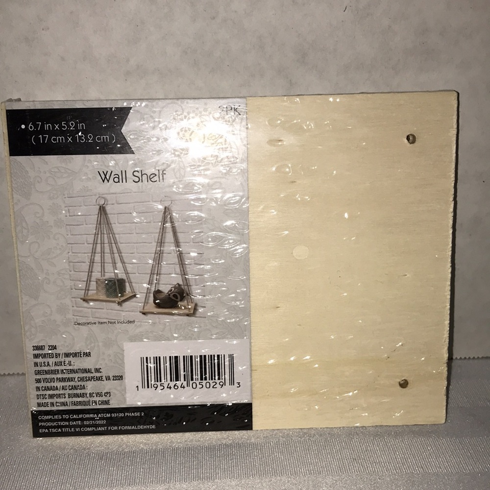 Wall shelf, 2pk. NWOT